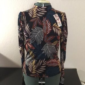 Long sleeve leaf print blouse